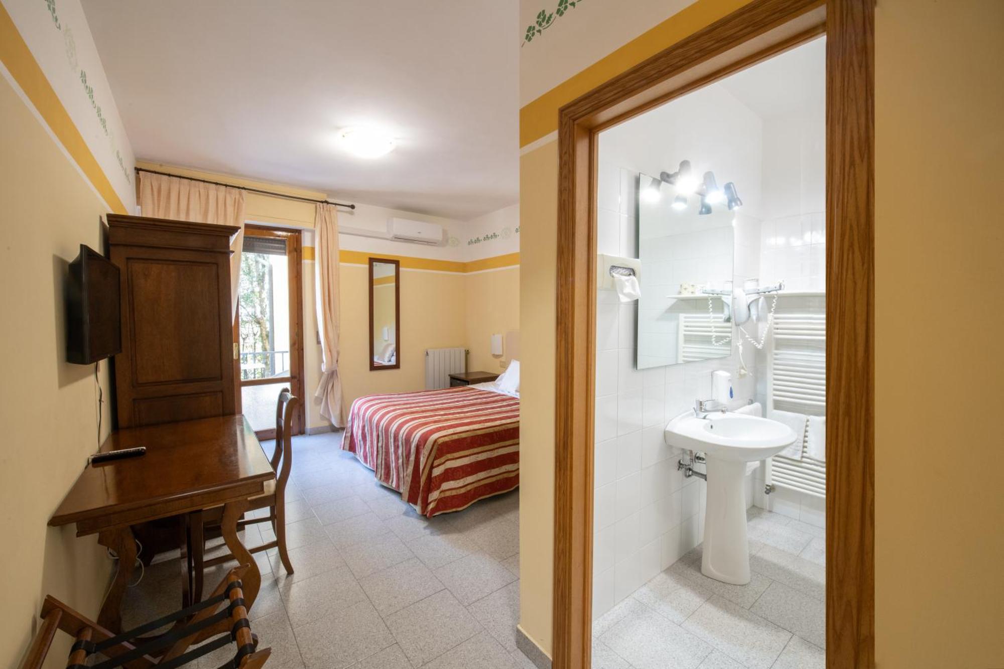 Le Volpaie Hotel Сан Джиминяно Екстериор снимка