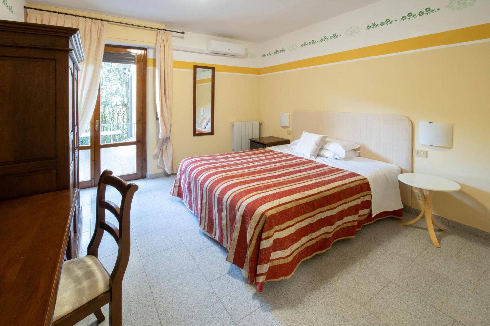Le Volpaie Hotel Сан Джиминяно Екстериор снимка